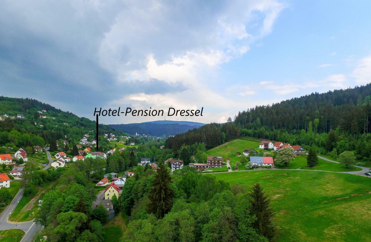 Hotel-Pension Dressel วาร์เมนชไตนาค ภายนอก รูปภาพ